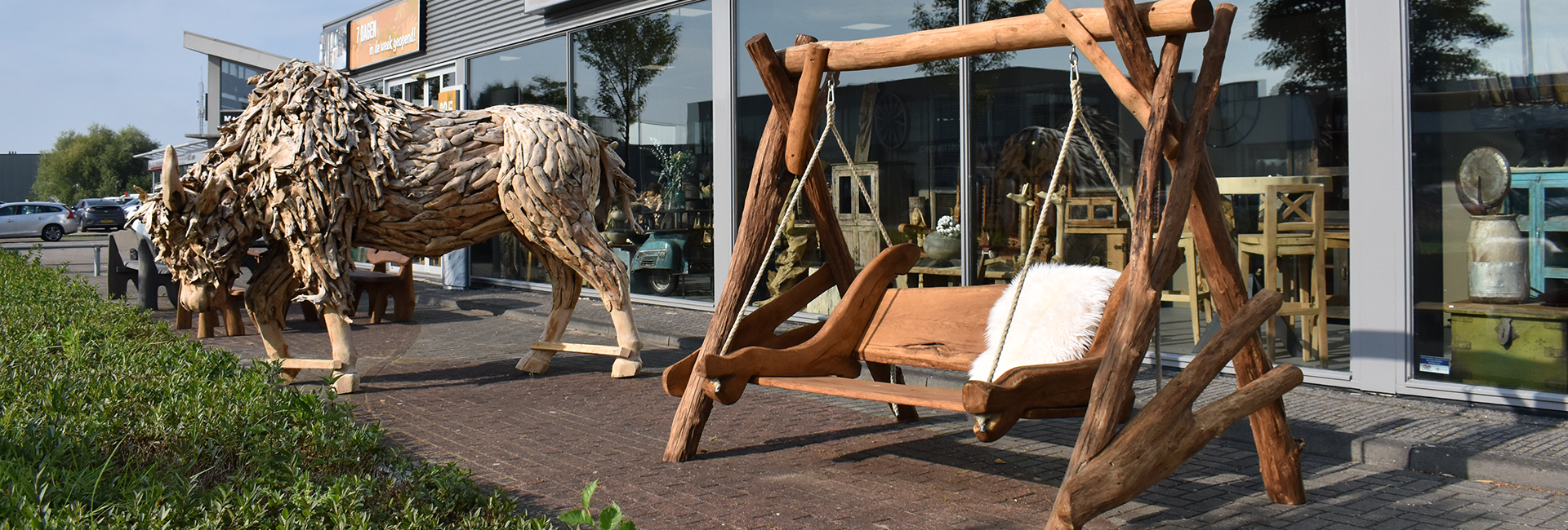 Houten schommelbanken