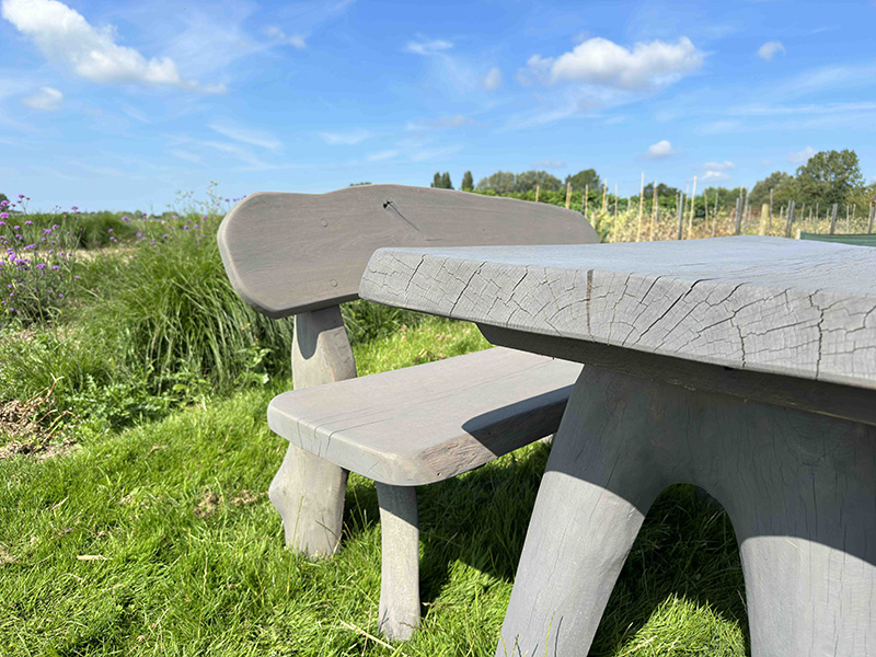 Eiken tuinset Athilla met 2 banken in grijze olie