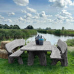 Eiken tuinset Athilla met 2 banken in grijze olie