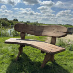 Eiken tuinset Athilla met 2 banken in licht bruine olie