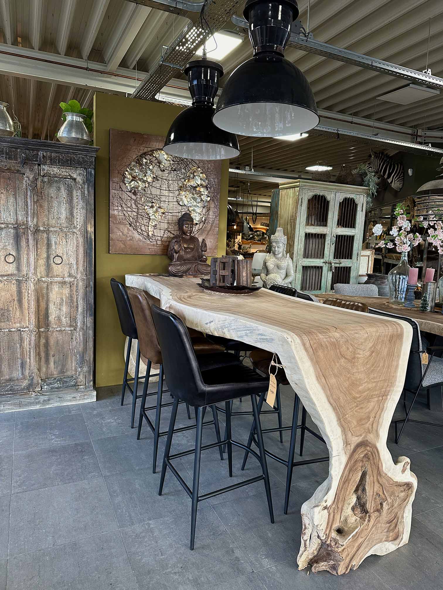 Suar special bartafel van massief hout