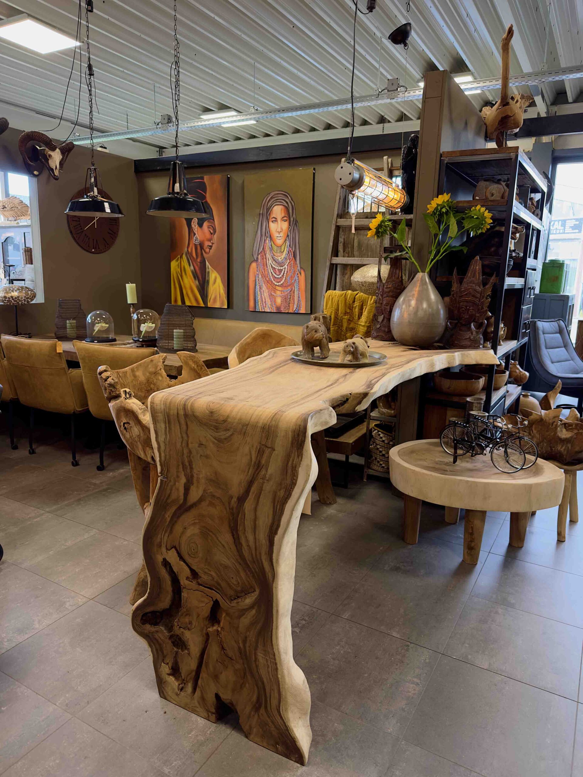 Suar special bartafel van massief hout