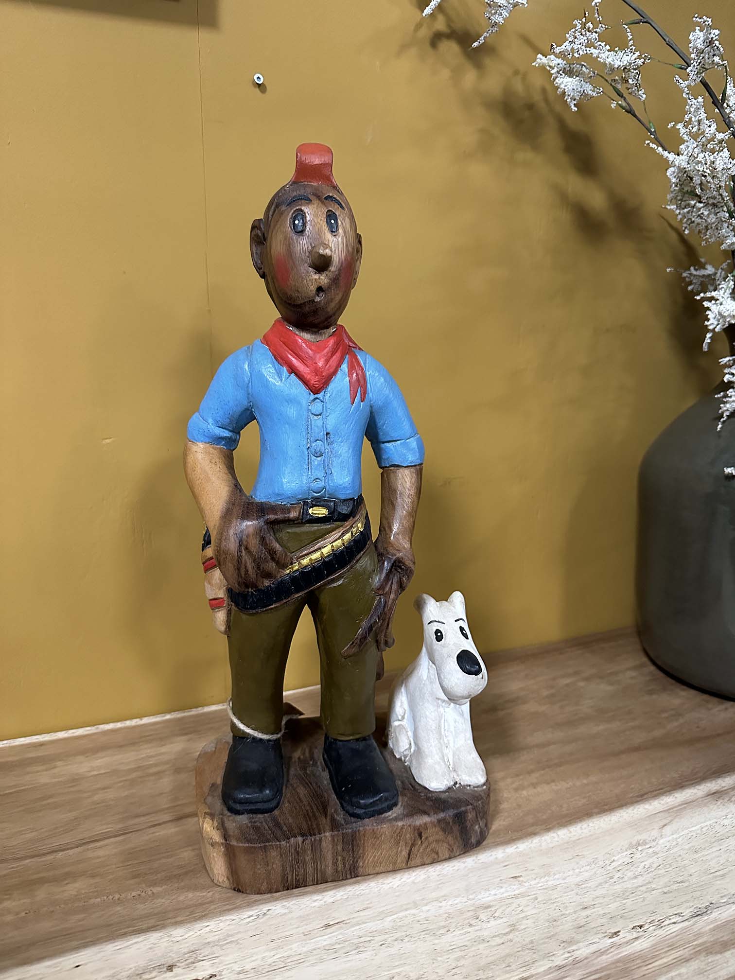 Houtsnijwerk Kuifje en Bobbie