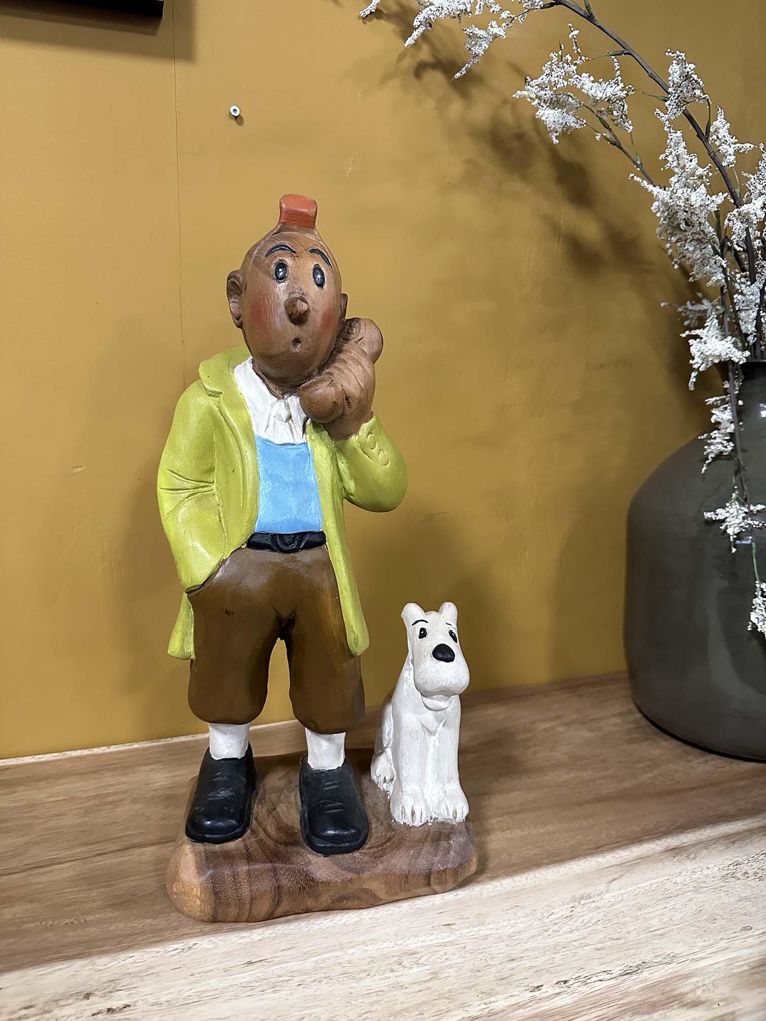 Houtsnijwerk Kuifje en Bobbie