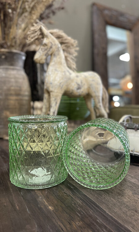 Decoratieve groene vaas