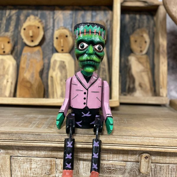Houtsnijwerk pop van frankenstein marvel