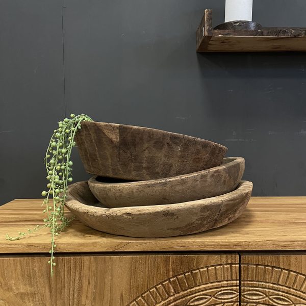 De houten schalen zijn met de hangemaakt waardoor ze allemaal iets verschillen.