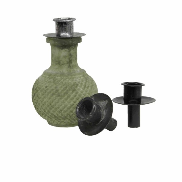 Metalen kaarshouder voor in een fles om van een wijnfles een kandelaar te maken.