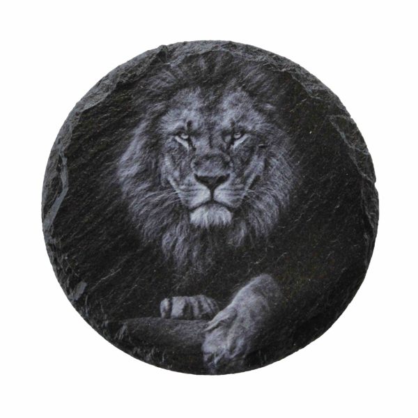 Leistenen onderzetter met leeuw