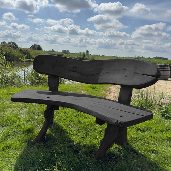 Rond eiken tuinset Athilla met 2 banken in zwarte olie