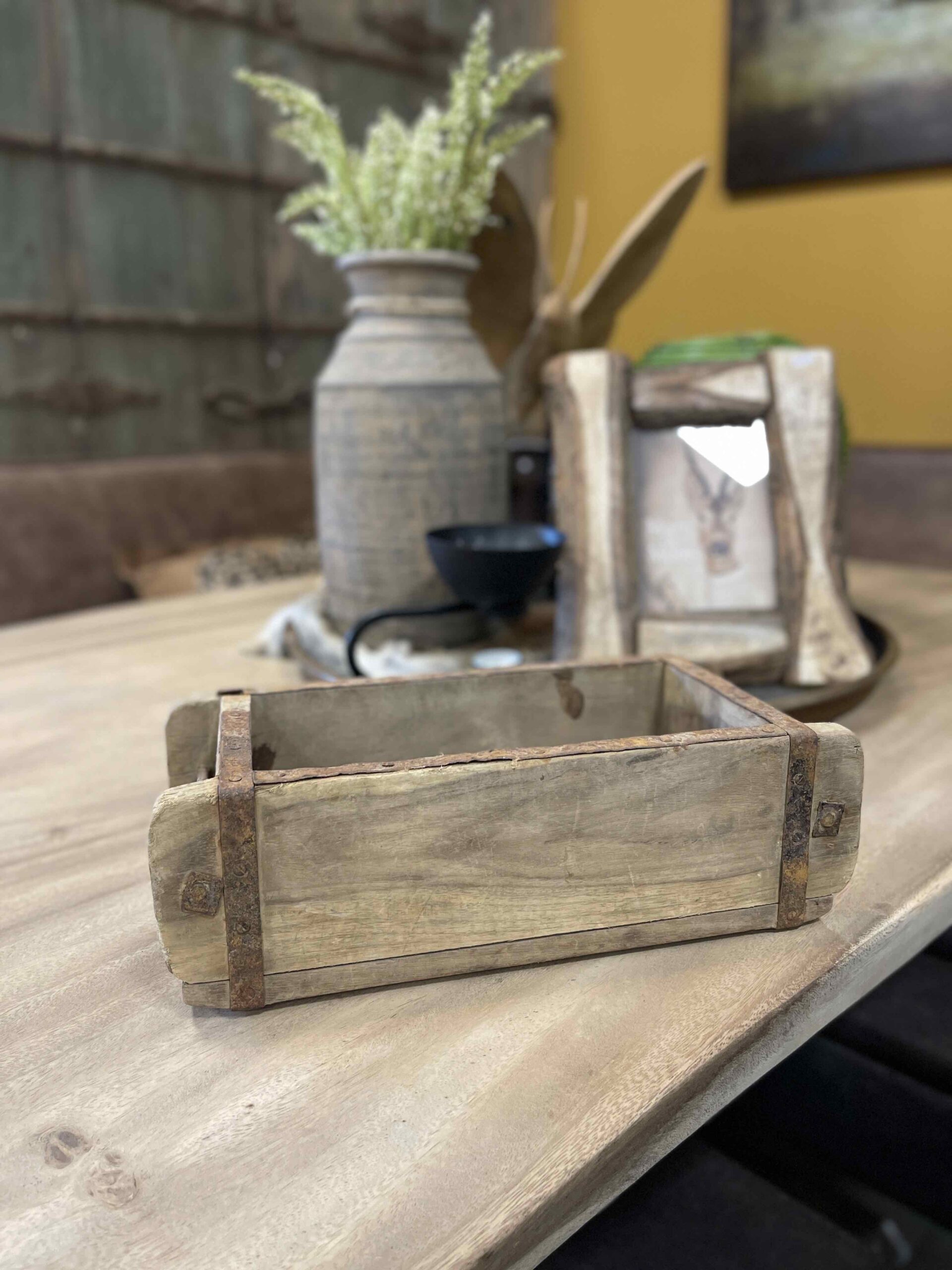 Steenmallen zijn handig als bak voor kruiden of als opbergbakje.