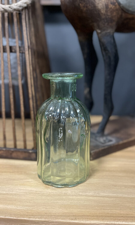 Licht groen vaasje