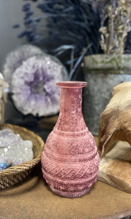 Matroze vaasje met reliëf