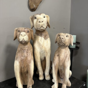 Houtsnijwerk labrador