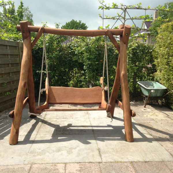 Schommel Athilla van rondhout