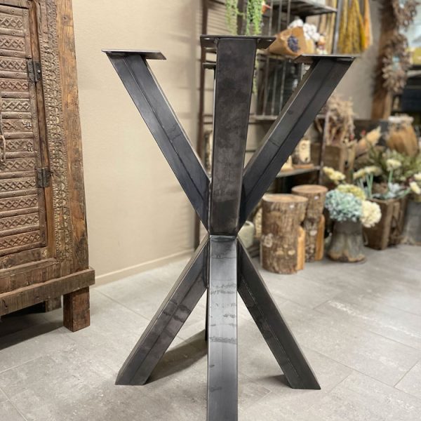 Stalen matrix bartafel onderstel