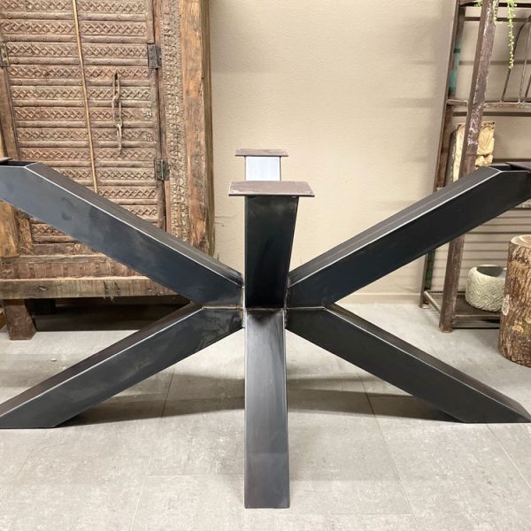 Stalen matrix onderstel