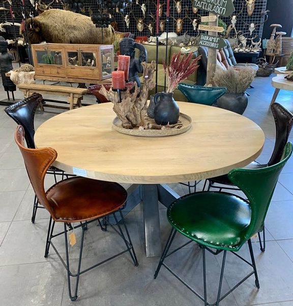 Verlijmd eiken eettafel rond