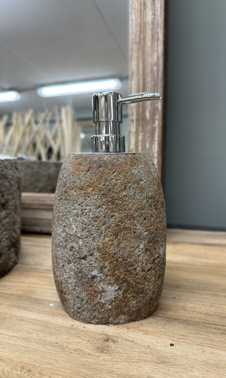Zeepdispenser riviersteen