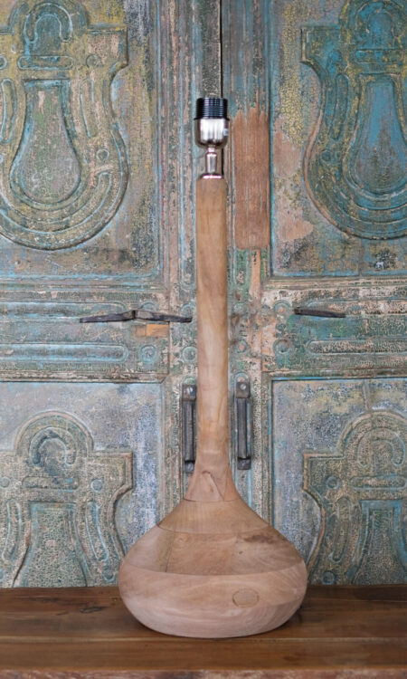 Tafellamp Voet van Suar Hout – Ronde Vorm