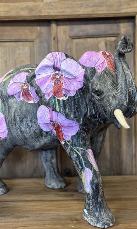 suar houten olifant met bloemenprint decoratie beeld