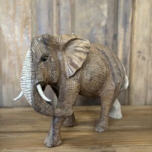 Suar Olifant met Fijn Houtsnijwerk Large
