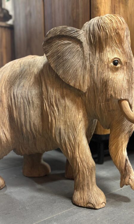 grote staande houten olifant handgesneden beeld