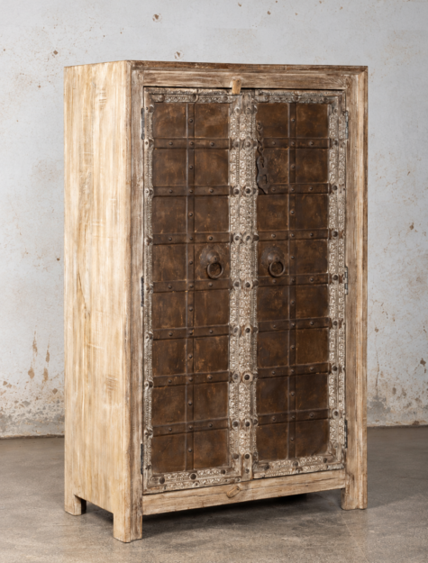 India opbergkast Mumbai met metalen deuren van gerecycled hout